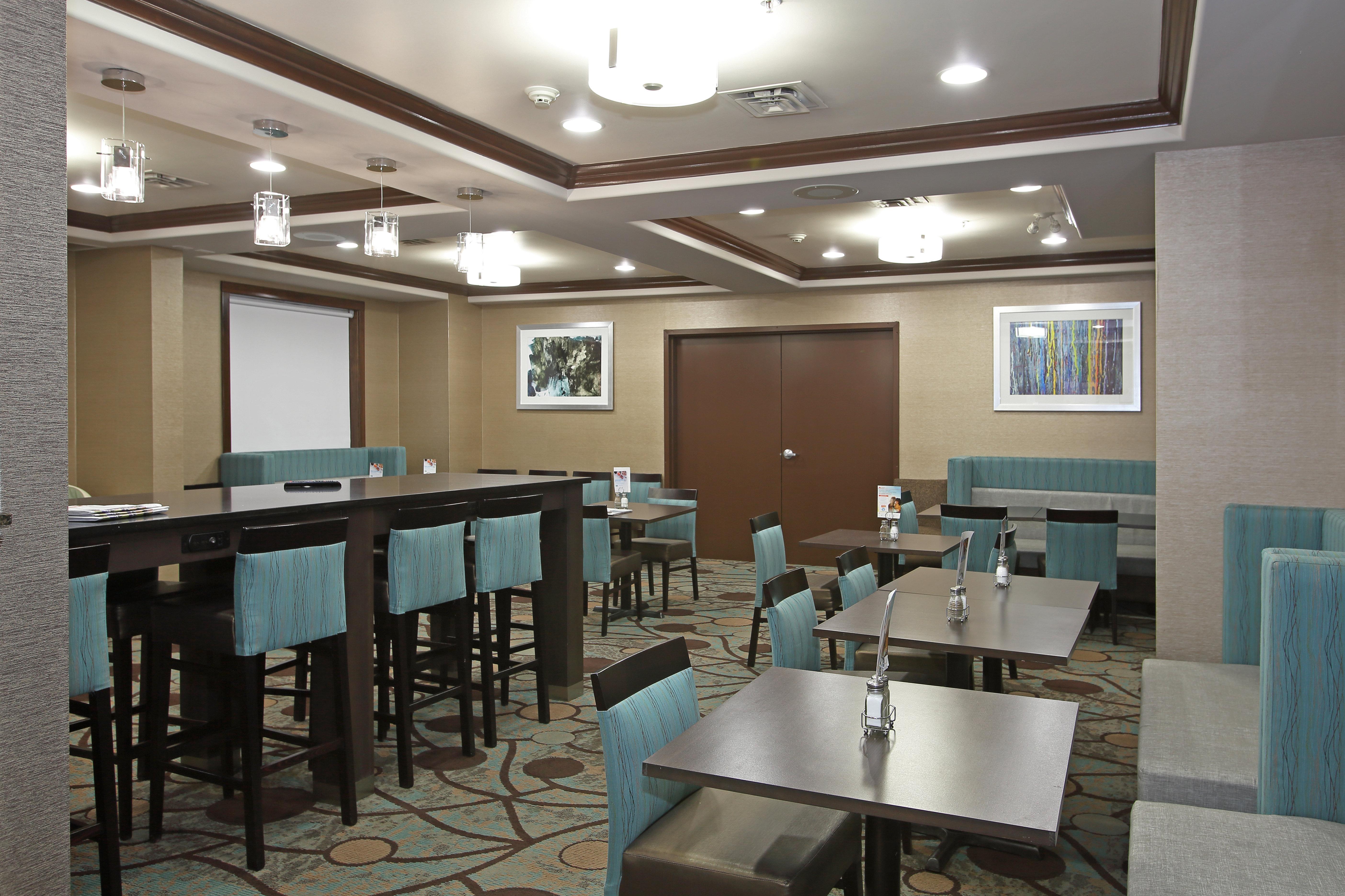 Holiday Inn Express Hotel & Suites Vernon By Ihg Eksteriør bilde