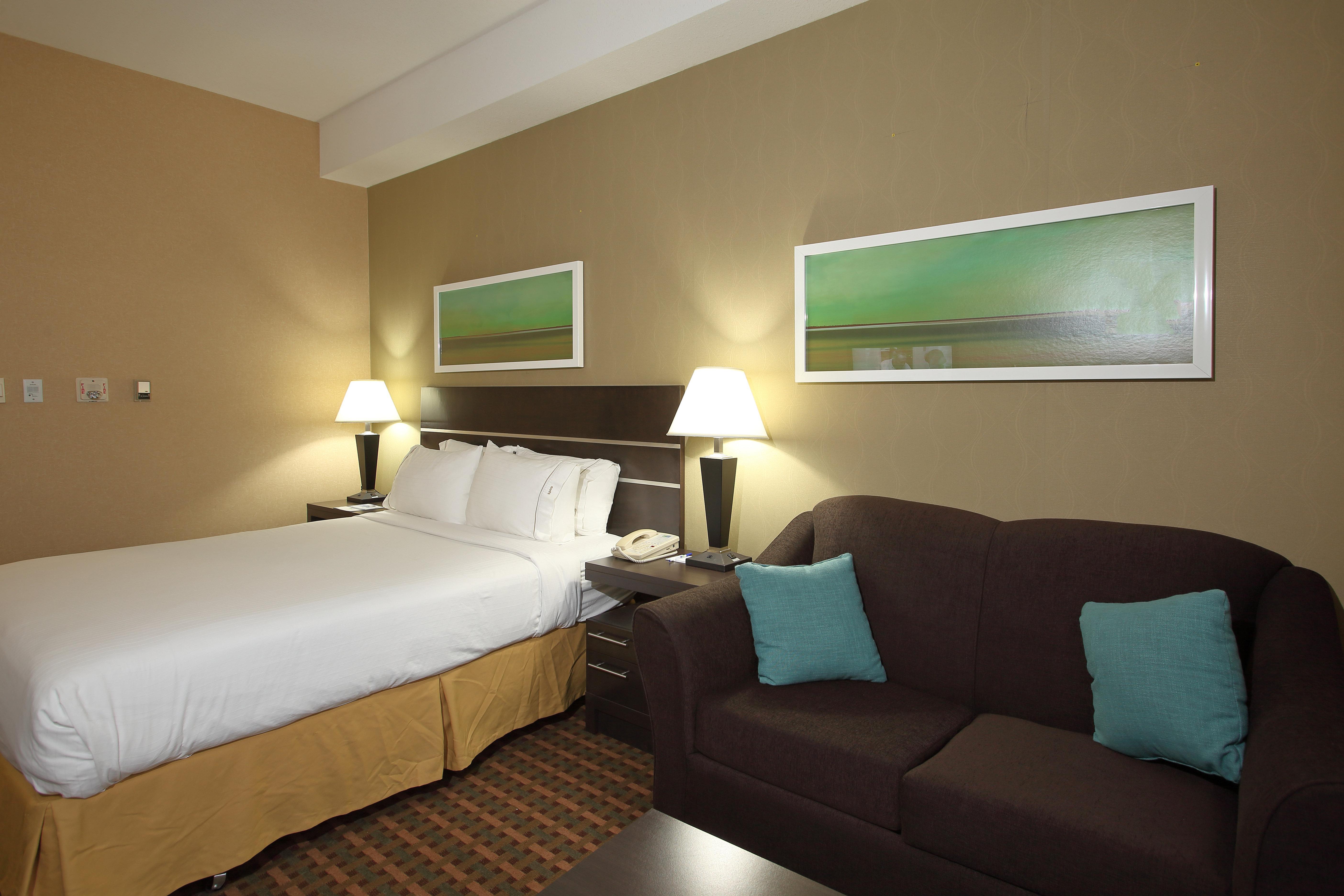 Holiday Inn Express Hotel & Suites Vernon By Ihg Eksteriør bilde