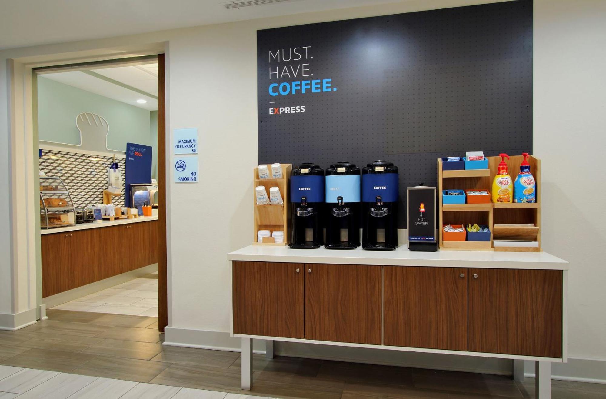 Holiday Inn Express Hotel & Suites Vernon By Ihg Eksteriør bilde