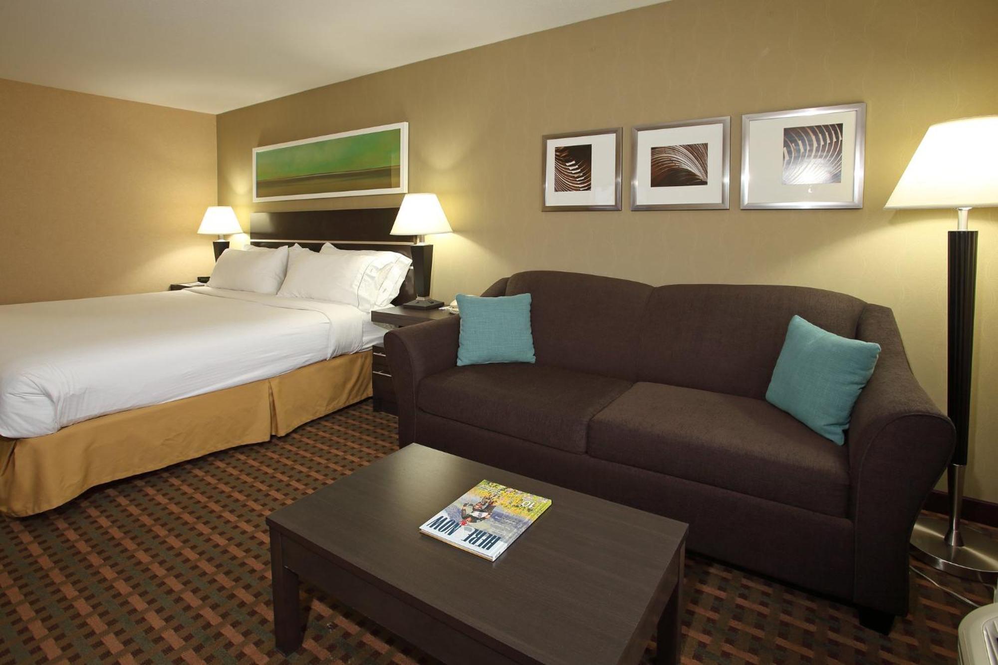 Holiday Inn Express Hotel & Suites Vernon By Ihg Eksteriør bilde